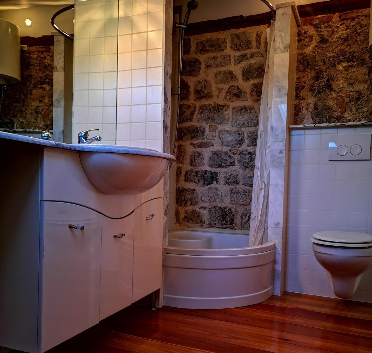 Heritage Bella Vista Apartments Трогир Номер фото
